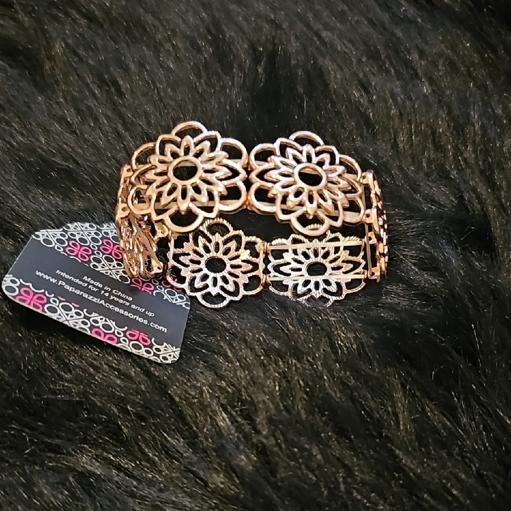 Paparazzi Rose Gold Floral Bracelet